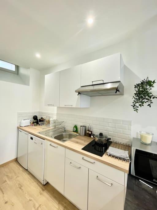 Hyper Centre Appartement Cosy Wifi ロデーズ エクステリア 写真