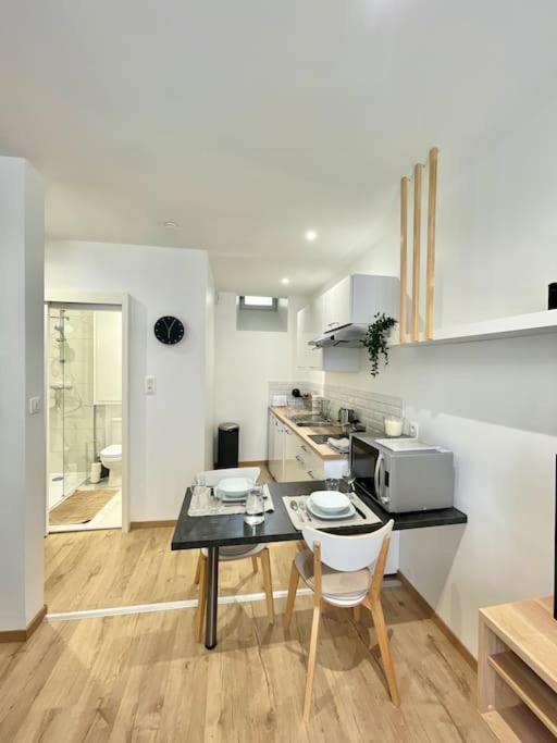 Hyper Centre Appartement Cosy Wifi ロデーズ エクステリア 写真